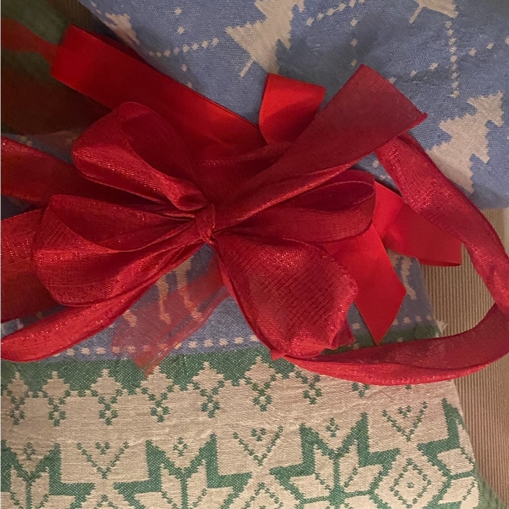 Monkeying Around Christmas Socks (For Bundle Purposes) Free w Handcrafted Throw - Picture 5 of 5
